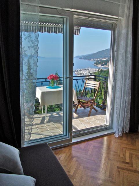 Apartment Ellalinda Abbazia Esterno foto